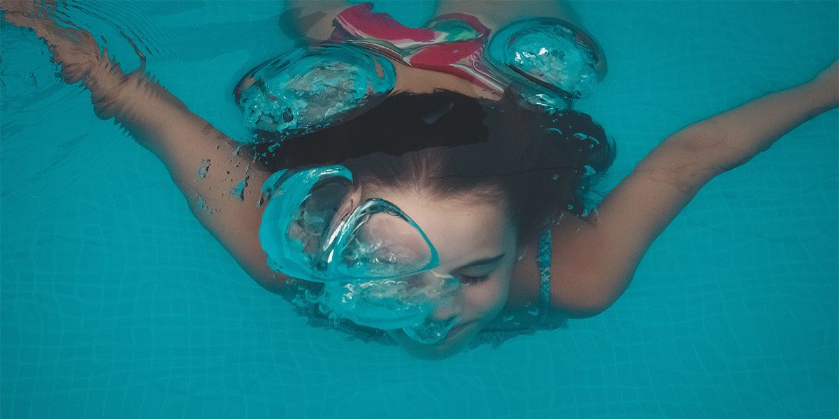 Mettre La Tete Sous L eau Comment Apprendre Votre Enfant mettre-la-tete-sous-l-eau-comment-apprendre-votre-enfant